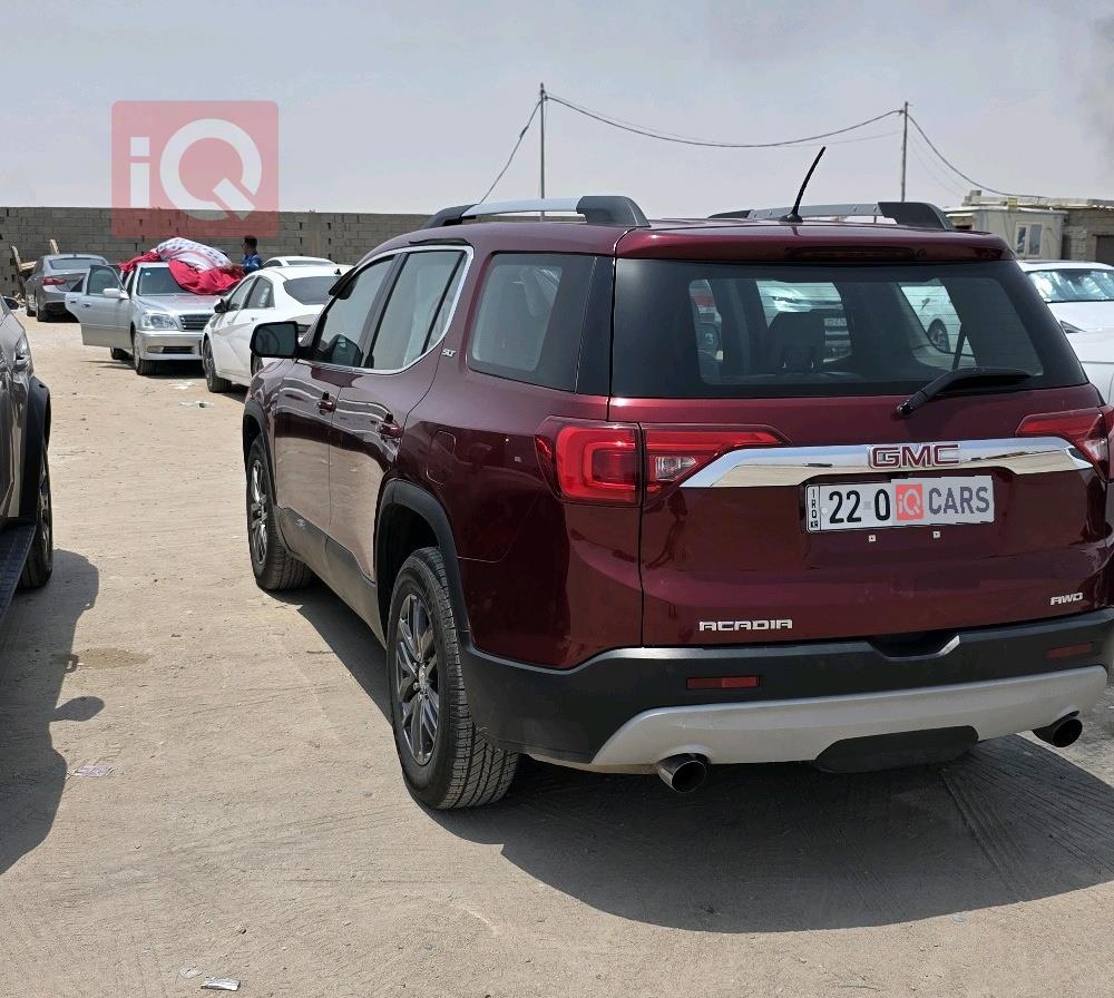 جي ام سي اكاديا